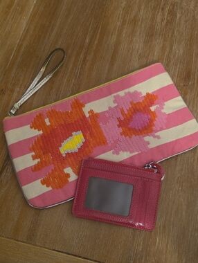 Pink Striped Sequin Floral Wristlet Clutch with Card Holder